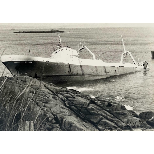 179 - Shipwreck Photographs Porthcurnow, Penwith, Penzance &c. &c. An F.E. Gibson postcard of the 'Granite... 