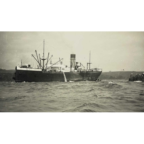 186 - Shipwreck Photographs The Lizard, Porthoustock, Coverack &c. &c. Five masted German owned schooner '... 