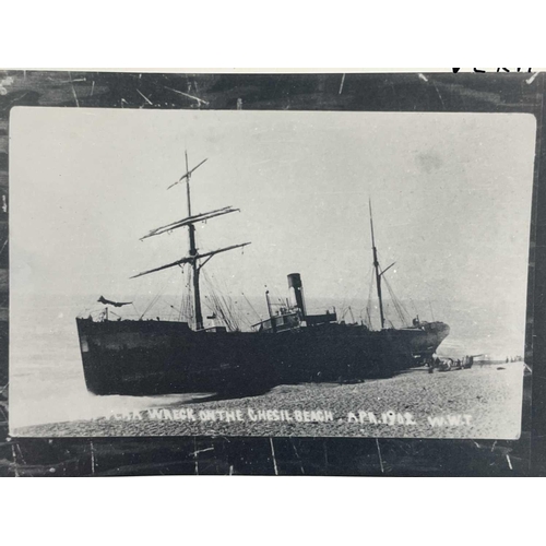 188 - Shipwreck Photographs A large collection of modern reprints Approximately a hundred photographs on 1... 