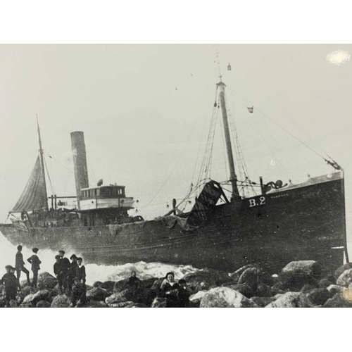 188 - Shipwreck Photographs A large collection of modern reprints Approximately a hundred photographs on 1... 