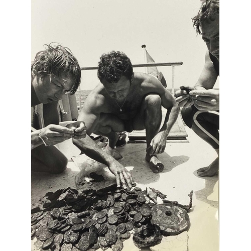 199 - Shipwreck Photographs Wreck Artefacts Mary Rose being raised by crane, inscription and signed Richar... 