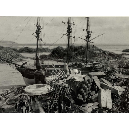 199 - Shipwreck Photographs Wreck Artefacts Mary Rose being raised by crane, inscription and signed Richar... 