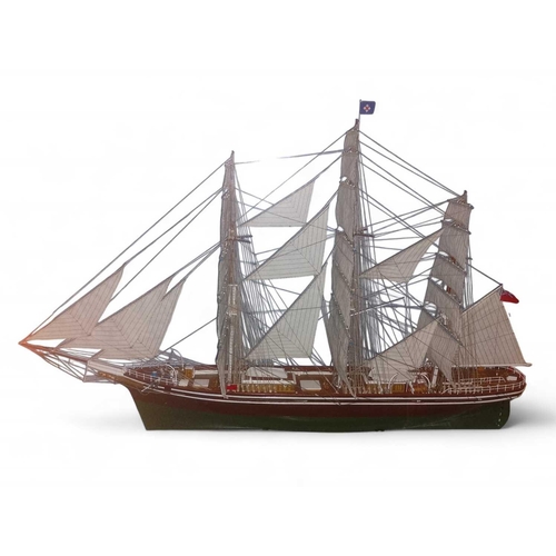 489 - Cutty Sark ship's model in a bespoke wooden display cabinet 79cm x 121cm x 38.5cm