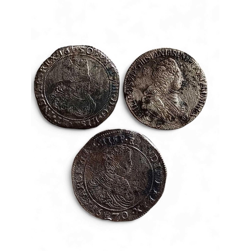 683 - Dutch East India Company 'Reggersdaal', 1747. Three Ducaton silver shipwreck coins. Including 1670, ... 