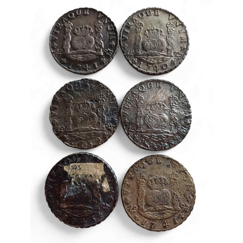 686 - Dutch East India Company 'Reggersdaal', 1747. A selection of six silver 8 reales pillar dollars. Dat... 