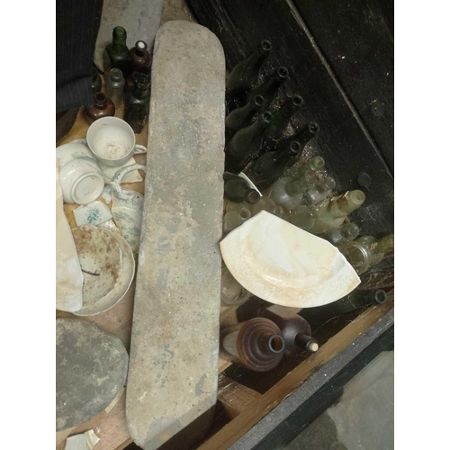 798 - Possibly 'The Devon, 1840 A lead ingot Approximately 140lbs, approx 88cm x 16cm x 8cm The photograph... 