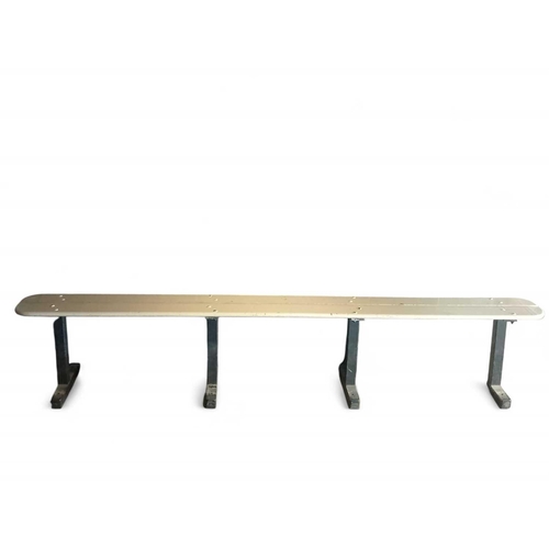 9 - A steel and painted wood deck bench. The top with two slats, on square section supports, height 49cm... 