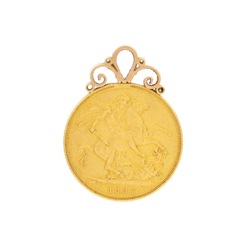 132 - A 9ct mounted 1887 sovereign gold coin pendant. 8.7g.