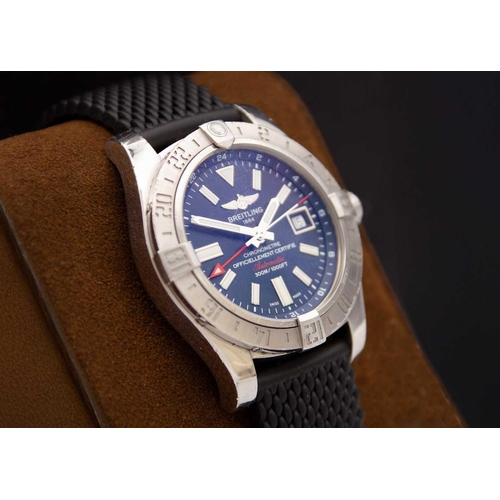 105 - BREITLING - Avenger II GMT automatic stainless steel gentleman's rubber strap watch. Ref. A32390, no... 