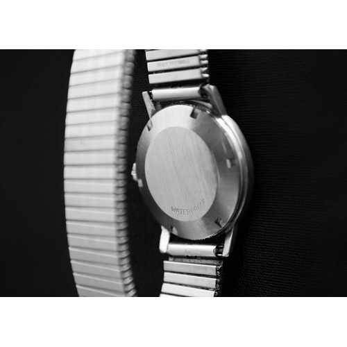 63 - OMEGA - A Geneve stainless steel gentleman's wristwatch. Circa 1972, cal. 552, ref. 165.070, the sig... 