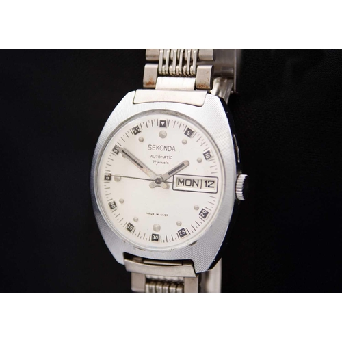 70 - SEKONDA - Two automatic gentleman's wristwatches. One in a stainless steel case with 27 jewel moveme... 