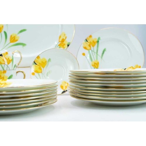 1039 - A Paragon china part breakfast service. Hand painted with a crocus design and comprising 12 plates, ... 