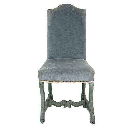 1188 - A French Louis XIII style painted side chair. 18th century, with upholstered back and seat and os-de... 