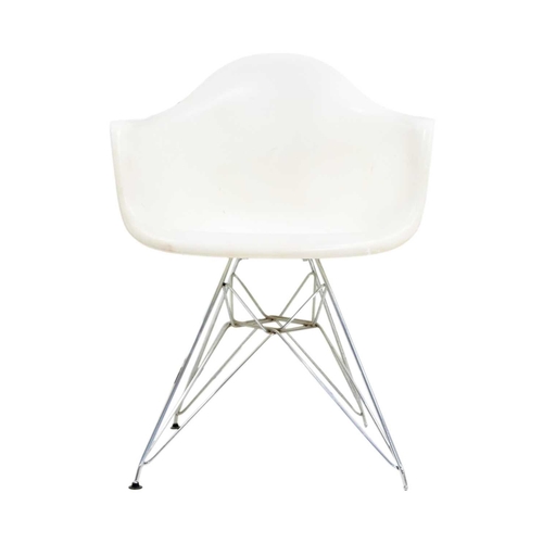 1196 - After Charles and Ray Eames, four DAR style armchairs. White plastic moulded shells on chrome Eiffel... 