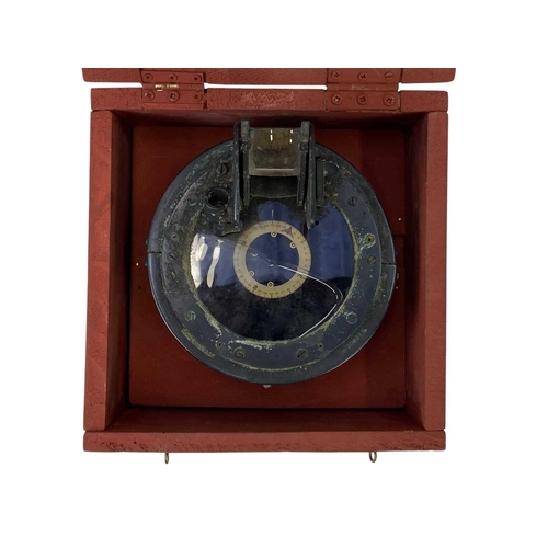 234 - An Air Ministry flight compass. No 30607k, with applied AM plaque Ref No6A/1078, diameter 16cm, case... 