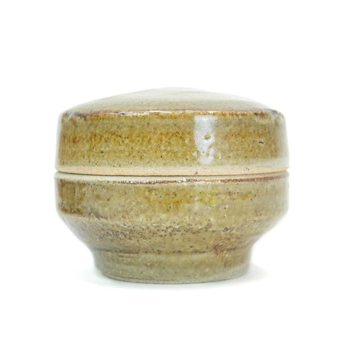 1050 - § Shoji HAMADA (1894-1978) Kogo (Incense Box) Stoneware, height including lid 6cm, diameter 7cm. Tog... 