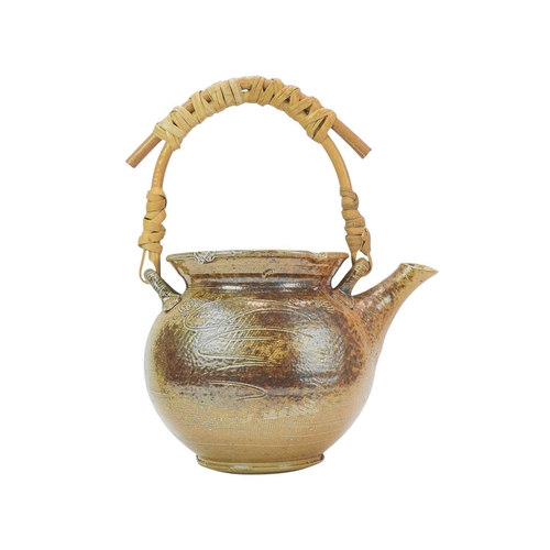 1070 - § Barry HUGGETT (XX-XXI) Teapot Stoneware, impressed seal, height including handle 25cm.