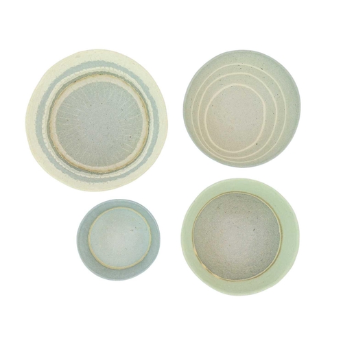 1073 - § Charlotte JONES (XX-XXI) Four Bowls Stoneware, each with incised marks to base, diameter of the la... 