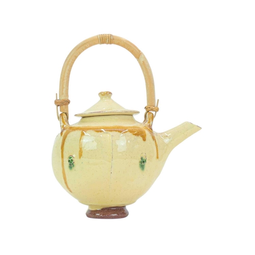 1096 - § Russell GIBBS Teapot Earthenware, height including handle 21cm.