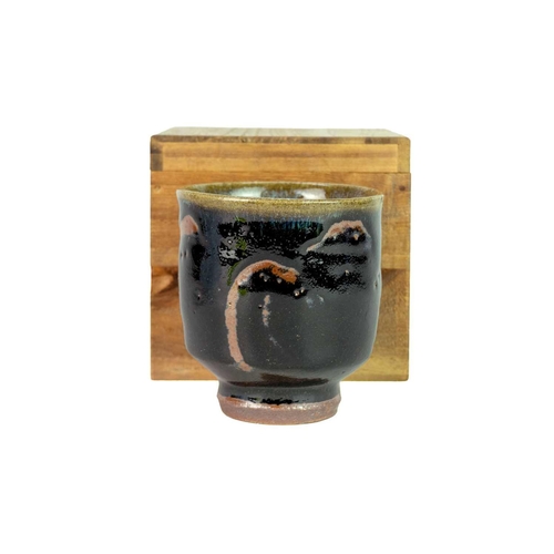 1103 - § Shoji HAMADA (1894-1978) Yunomi Stoneware, height 9cm. Together with signed wooden display box.