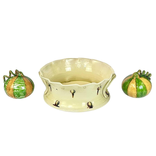 1118 - § Kevin DE CHOISY (1954-2020) A large studio pottery fruit bowl, diameter 37cm with nine gourd and p... 