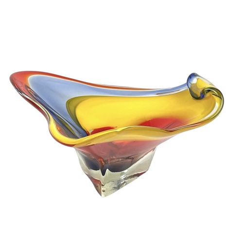 257 - An Iwatsu glassworks Hineri bowl. 26cm wide, polished pontil to the base, with a Murano red glass bo... 