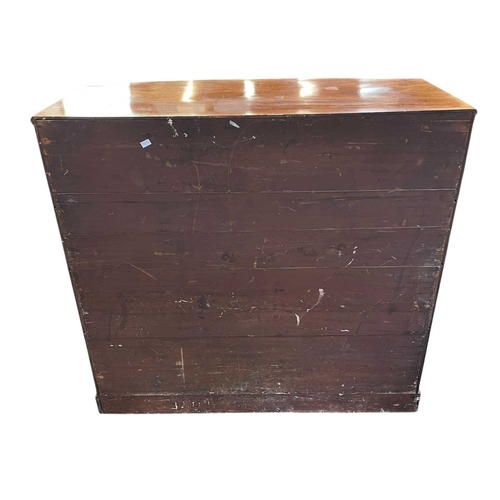 485 - A Victorian mahogany bow front chest. Fitted four graduated long drawers, on a plinth base, height 1... 