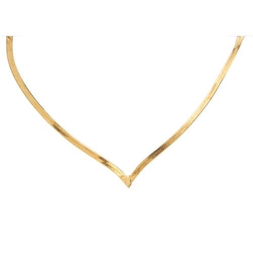 130 - A selection of 9k gold items. Including a herringbone chain, 16