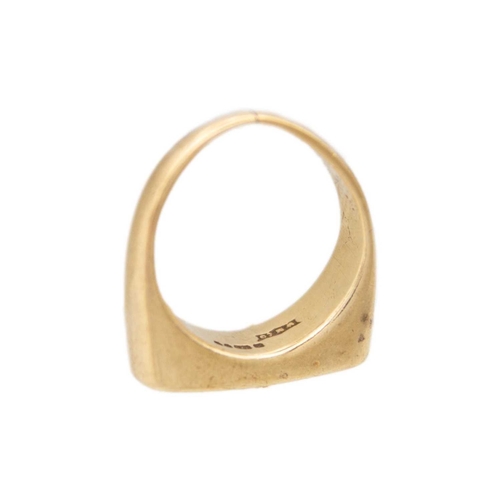 64 - A 9k gold rectangular-shaped ladies' signet ring. London hallmarked, size F, weight 4.86g.