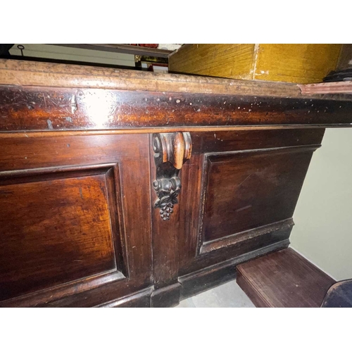 15 - ± Jacob Sproat Pawnbroker Shop Shop counter & shelving A mahogany shop counter with carved brackets ... 