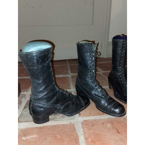 171 - ± Public Benefit Boot Company Boots and Shoes Six pairs all black