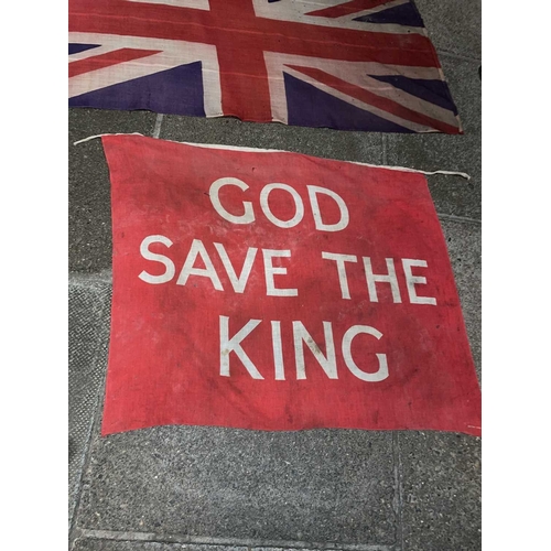 1004 - ± Britain in the Blitz God Save The King Banner & Union Flag A WWII printed cotton 