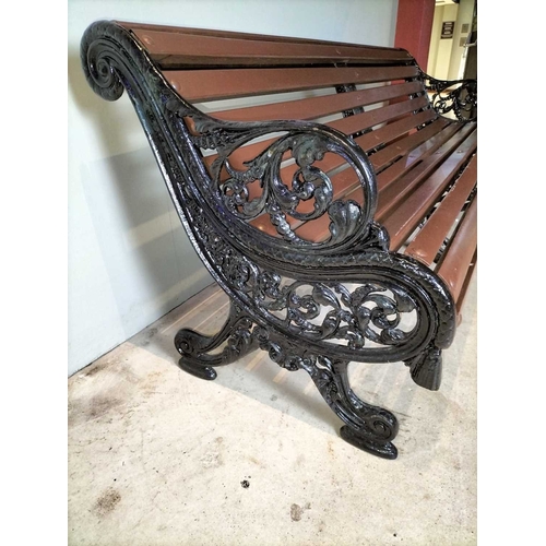 1076 - ± Entrance Iron garden bench A good 19th century style cast iron bench with triple fancy iron suppor... 