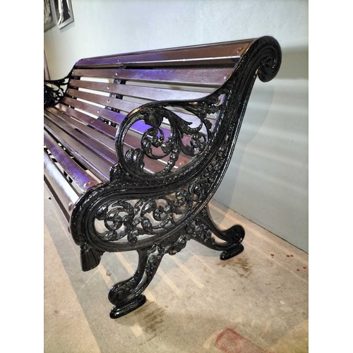 1076 - ± Entrance Iron garden bench A good 19th century style cast iron bench with triple fancy iron suppor... 