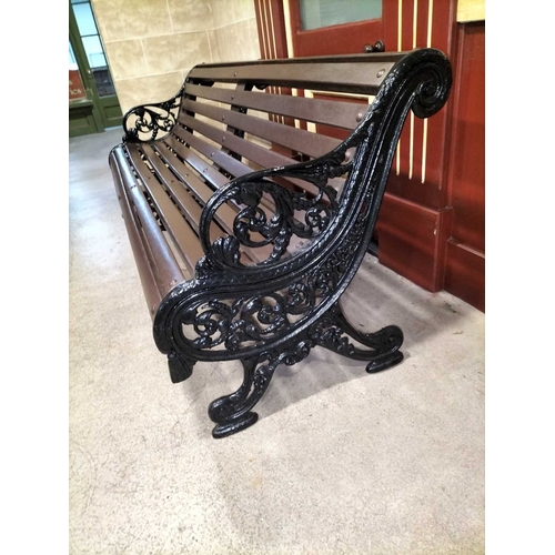 1077 - ± Entrance Cast Iron garden bench A good 19th century style cast iron bench with triple fancy iron s... 