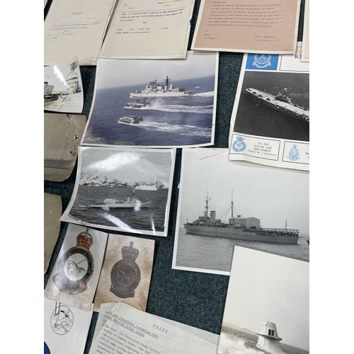 1122 - ± Entrance RAF & Navy Ephemera. A collection of RAF & Navy ephemera comprising photographs, WWII nav... 