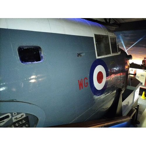 1141 - ± Shackleton Avro Shackleton T Mk 4 fuselage section Avro Shackleton T Mk 4 Fuselage section and fli... 