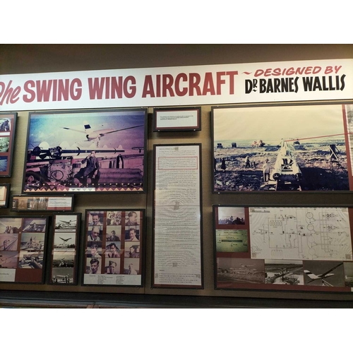 1142 - ± Flight Barnes Wallis display 