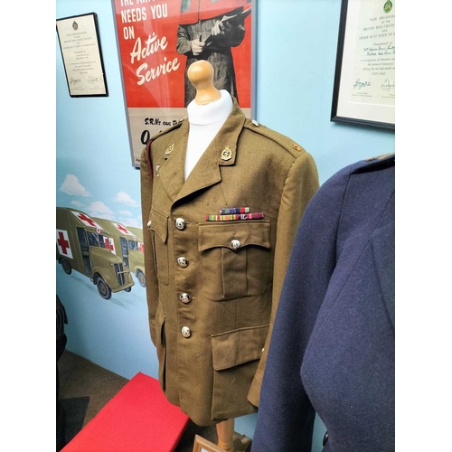 1186 - ± The War Gallery Medical Corp and WW2 Nurse interest A WW2 Royal Medical Corp jacket , two dressed ... 