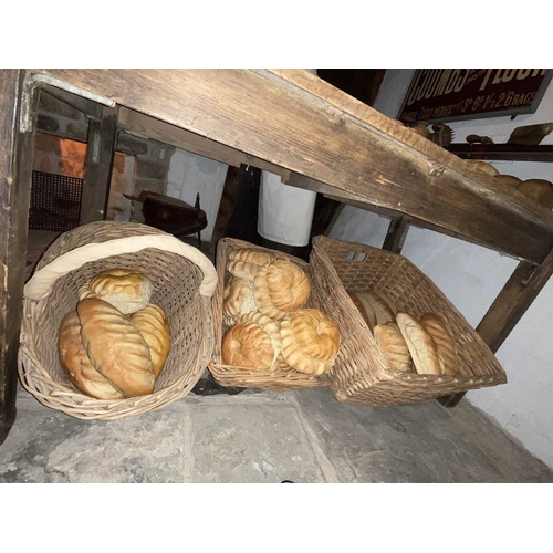 524 - ± The Bakery All the bakery's imitation bread, tarts, pies and other edibles, Together with their as... 