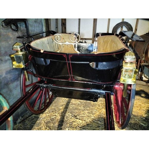 773 - ± Flambards Hotel and Coach House Horse drawn open Buggy An English horse drawn open buggy with blac... 