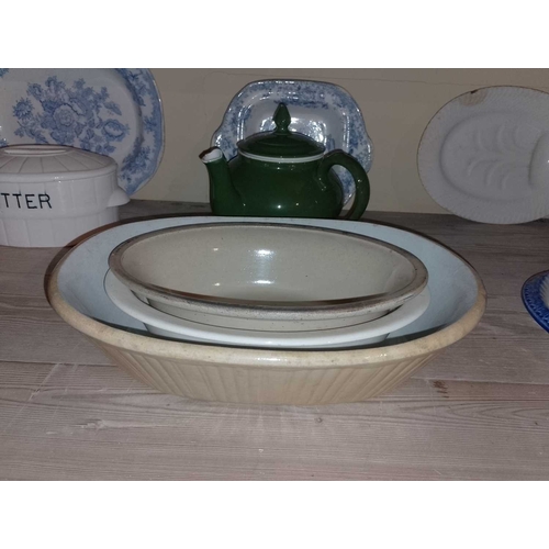 826 - ± Flambards Hotel Kitchen On the dresser rack Mostly ceramics - This lot will be subject to an addit... 