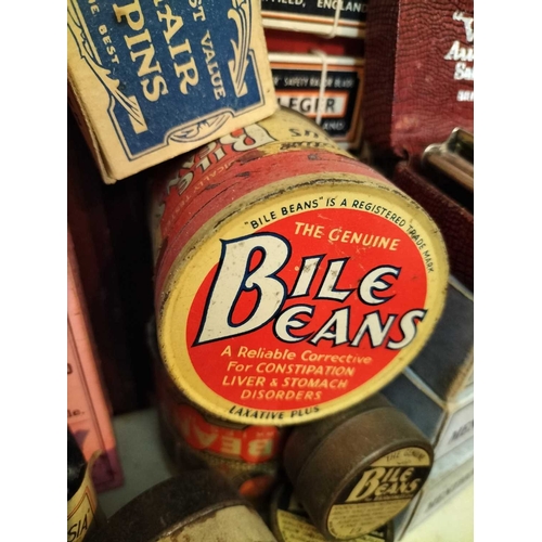 905 - ± Britain in the Blitz Packaging Contents of the counter right hand shop counter.glazed cabinet . - ... 