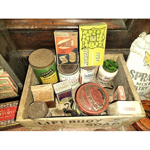 945 - ± Britain in the Blitz Packaging A collection of packaging items and a small mirror back display cas... 