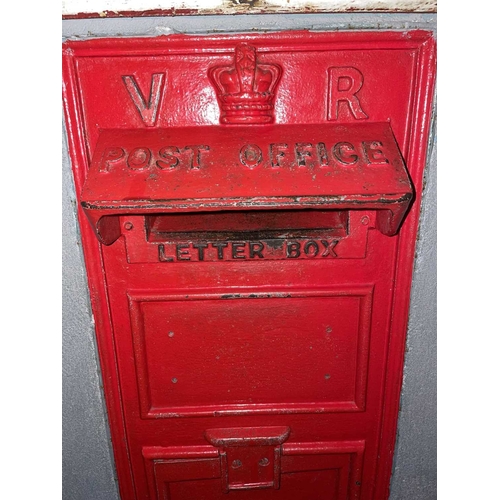 957 - ± Britain in the Blitz Victorian Cast Iron Letter Box A Victorian cast iron wall mounted Letter Box ... 