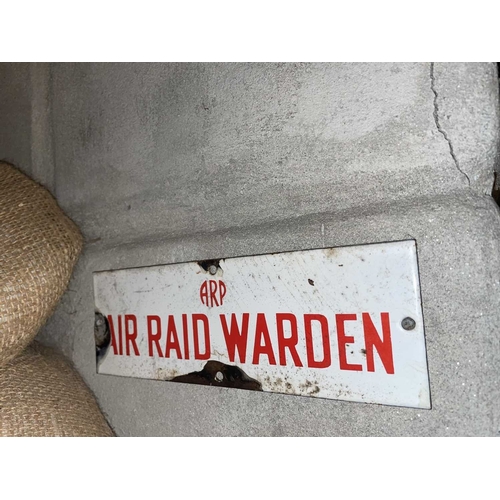 960 - ± Britain in the Blitz 4 WWII Air Raid Warden Signs 4 WWII Air Raid Warden Signs. They are; pressed ... 