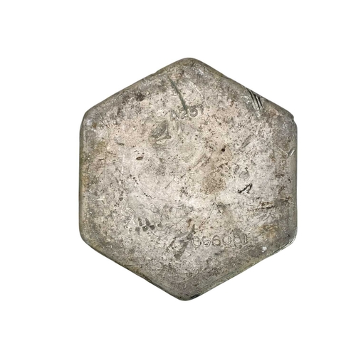 148 - A Cerrobend Alloy metal ingot. Stamped number 190960 and A251, width 8.5cm, weight 950gr.