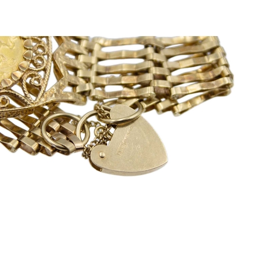 7 - Full sovereign coin set in 9k gold five-bar bracelet. The bracelet is fitted with a safety chain and... 