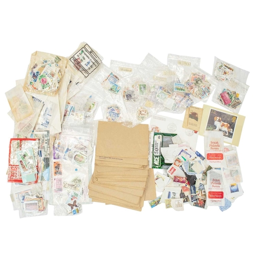 153 - GB and World Stamps. A large quantity of GB and world stamps, in albums and loose, plus First Day Co... 