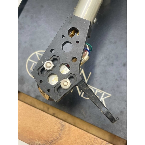 191 - A Linn Sondek LP12 turntable. Walnut base, with perspex lid, height 17cm, width 44cm, depth 35cm. Th... 